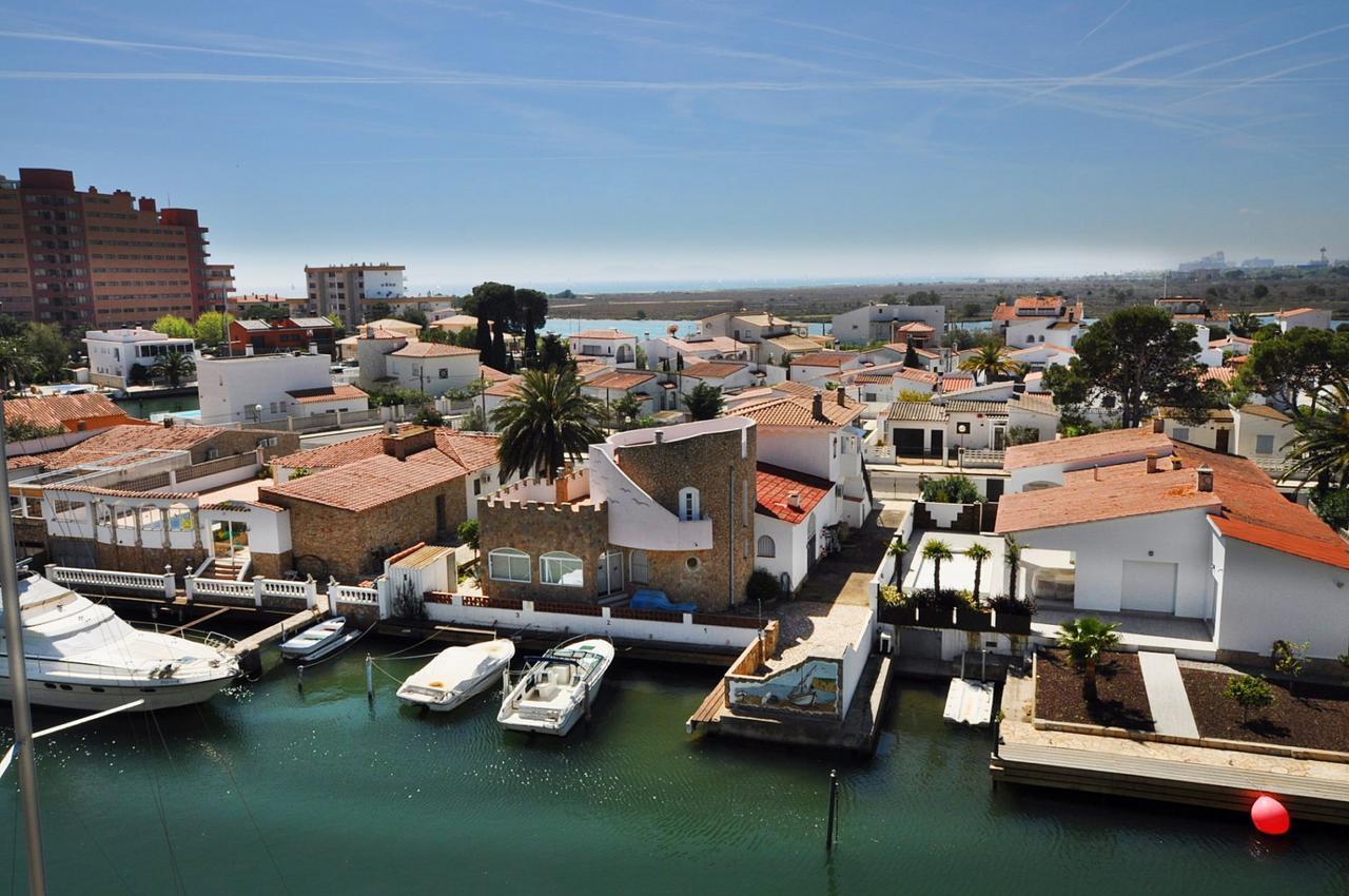 1153 Les Marines Garbi Appartement