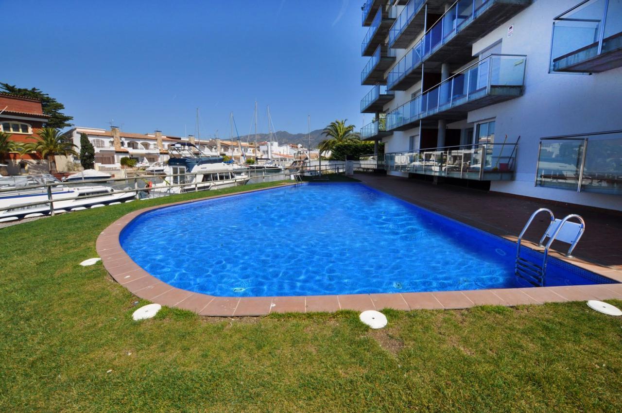 1153 Les Marines Garbi Appartement *
